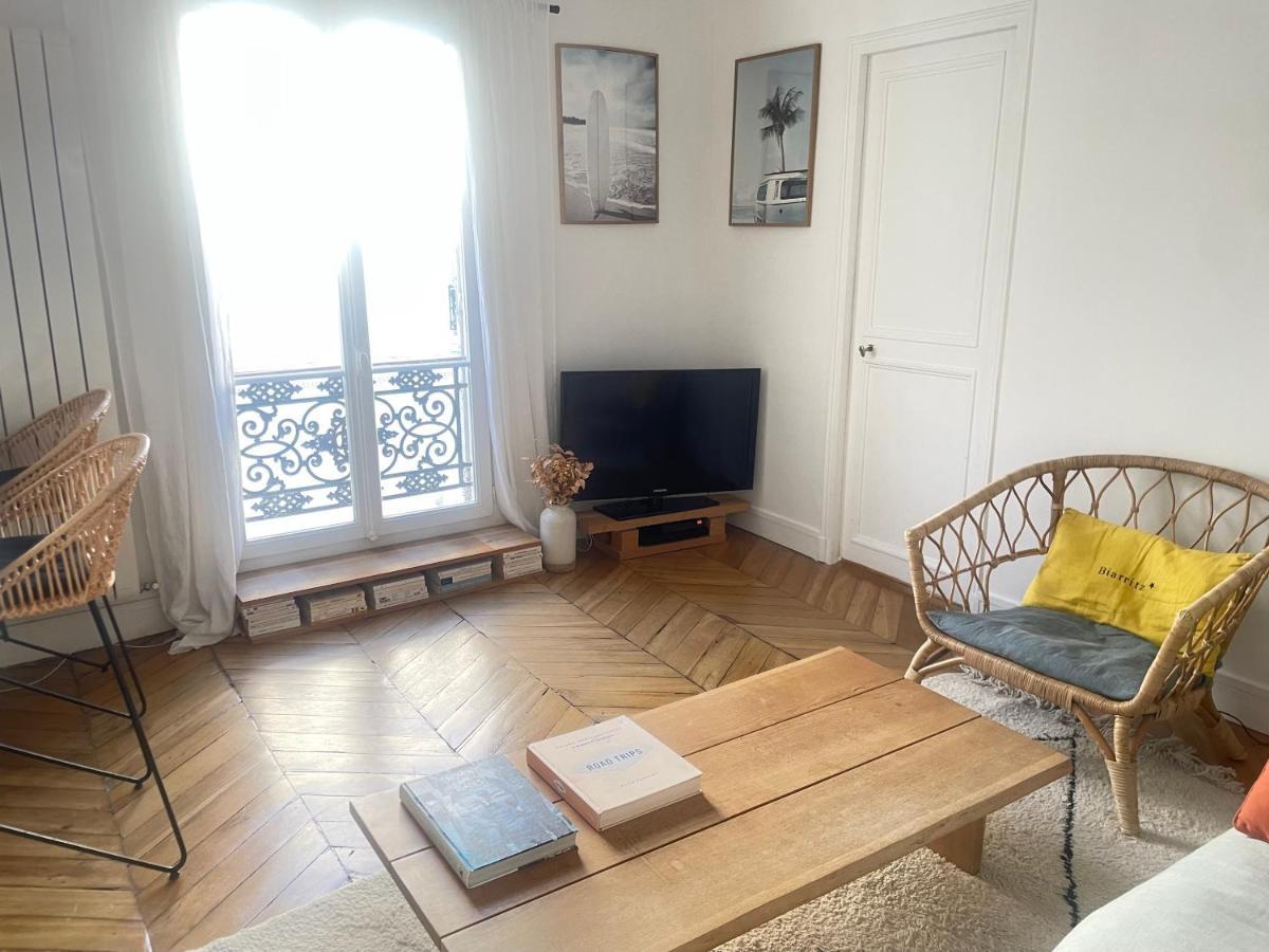 Appartamento Au Pied De Montmartre Parigi Esterno foto